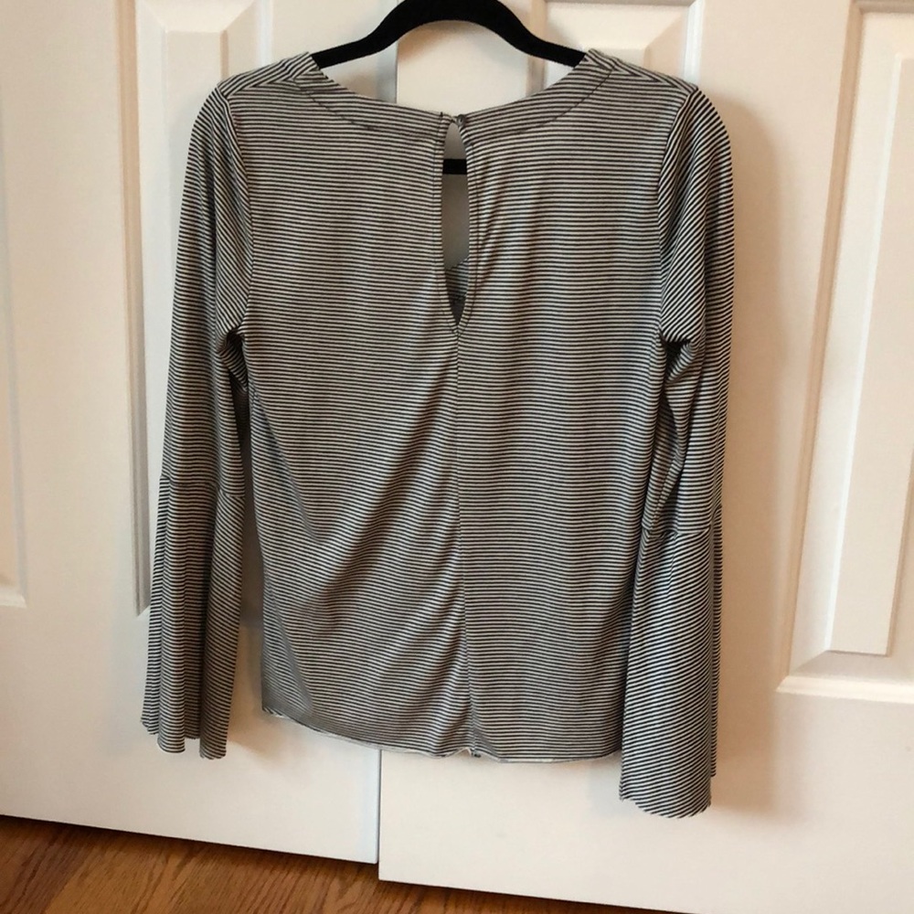 2/$20 Lucky brand flared sleeve top - Picture 3 of 5